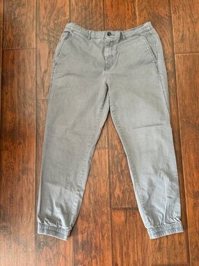 Amazon Essentials Men's Light Gray Elastic-Cuff Casual Joggers